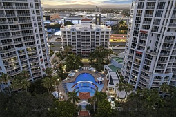 2034/2633 Gold Coast Highway, Broadbeach