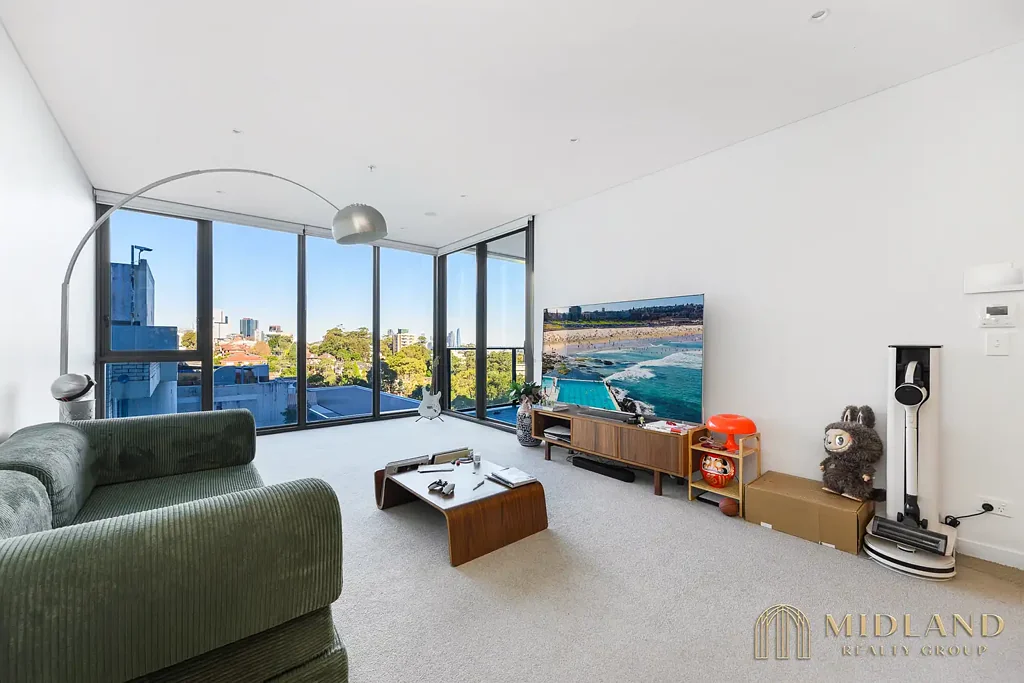 St Leonards 2Zimmer Stylish Two-Bedroom Mirvac Residence | Resort Amenities & Metro at Your Doorstep