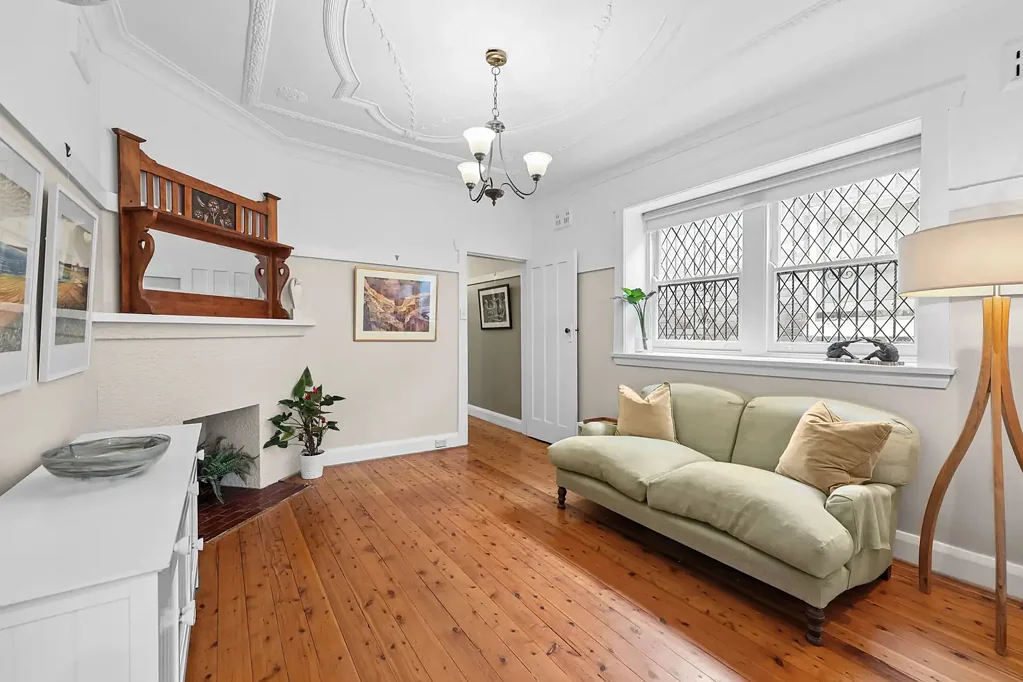 Dulwich Hill 2બેડરૂમ Freestanding Home Surrounded By Leafy Parks
