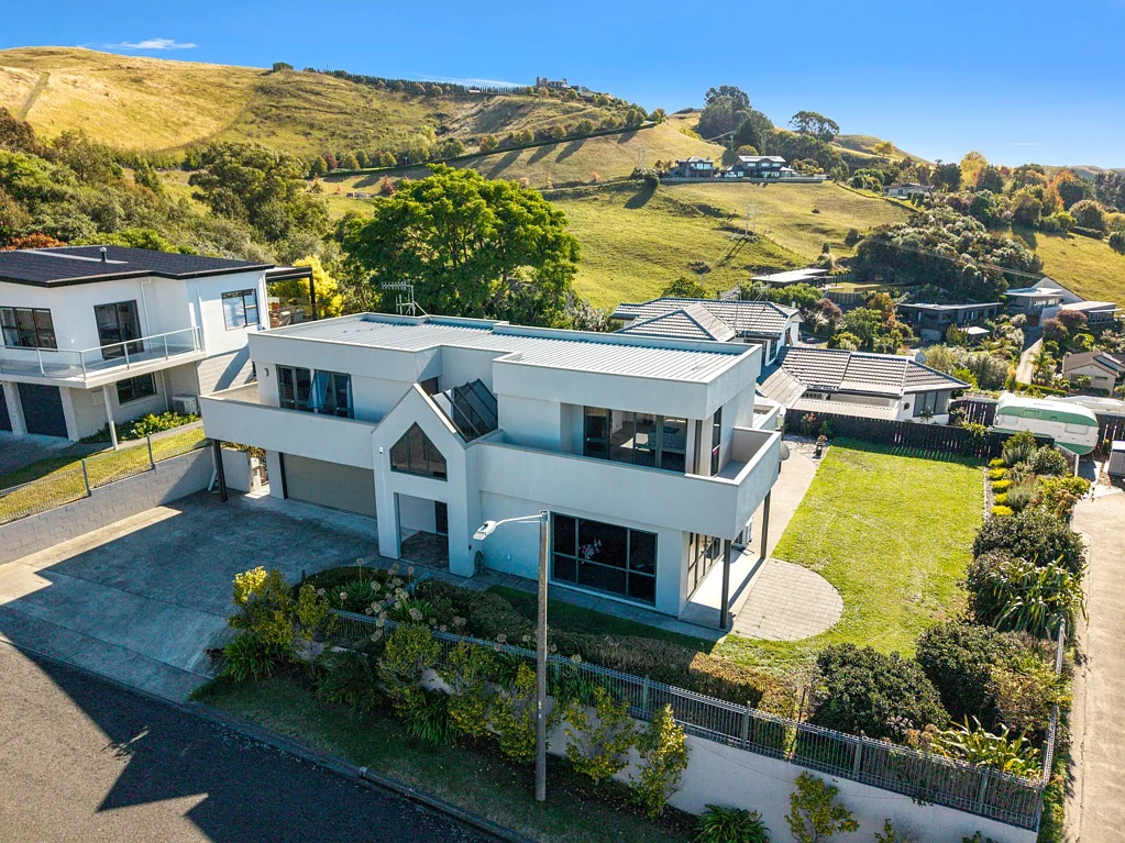Taradale 3Habitaciones Elevated Living with a View to Match