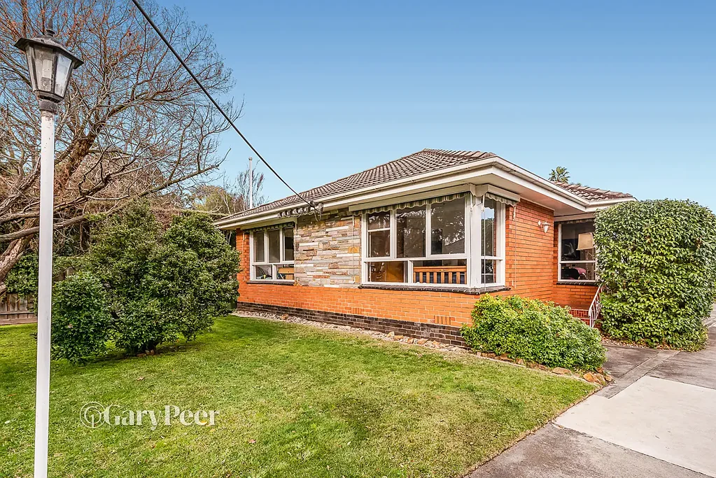 Caulfield 2房 宁静小巷中的单层舒适住宅 Single-level ease in a peaceful cul-de-sac