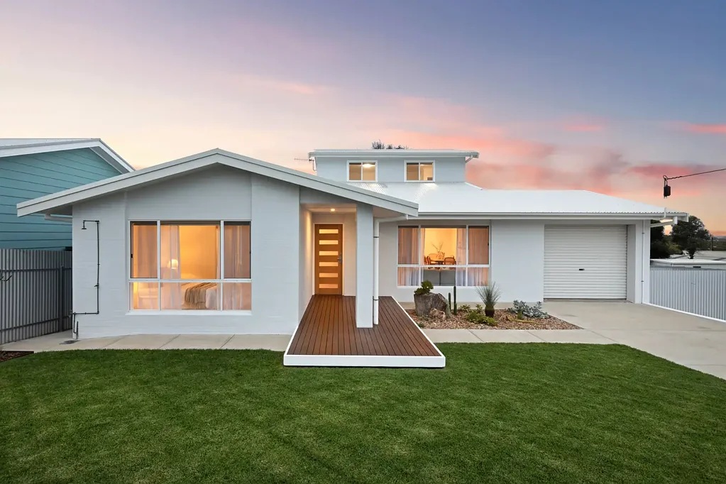 Goolwa Beach 4Phòng ngủ Live the beach house dream, make every day a seaside memory