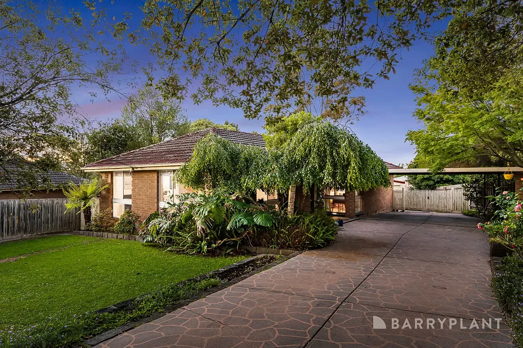 21 Roseman Road, Chirnside Park, VIC 3116