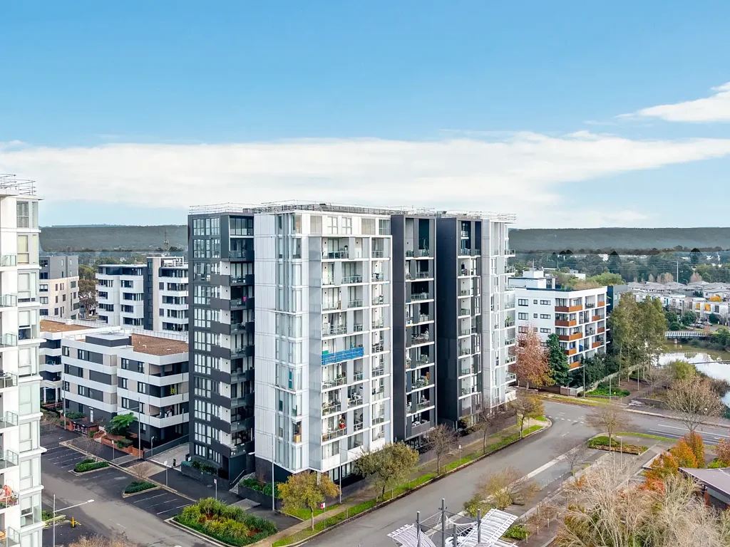 Modern Apartment Living with Everything at Your Doorstep