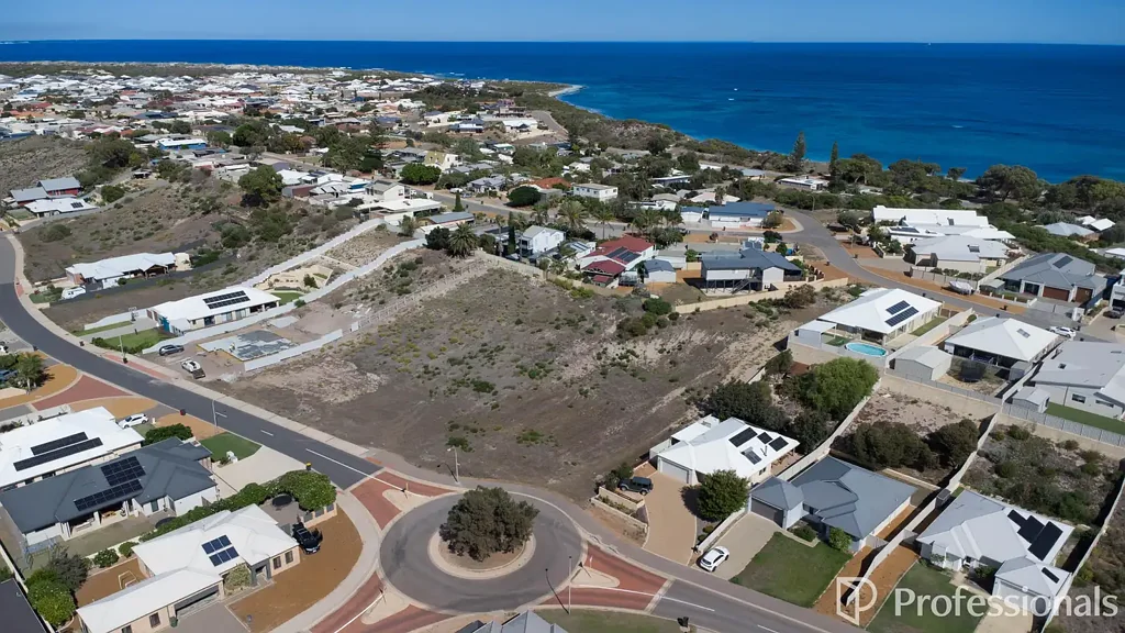 Drummond Cove  Coastal Opportunity!