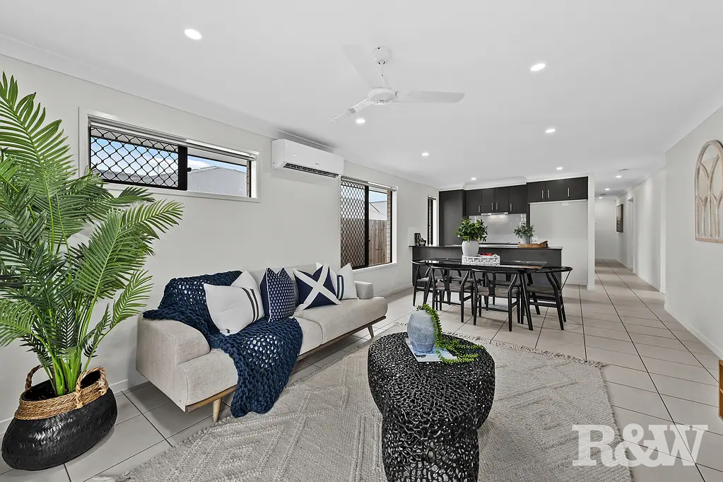 20 Rural Street, Park Ridge, QLD 4125