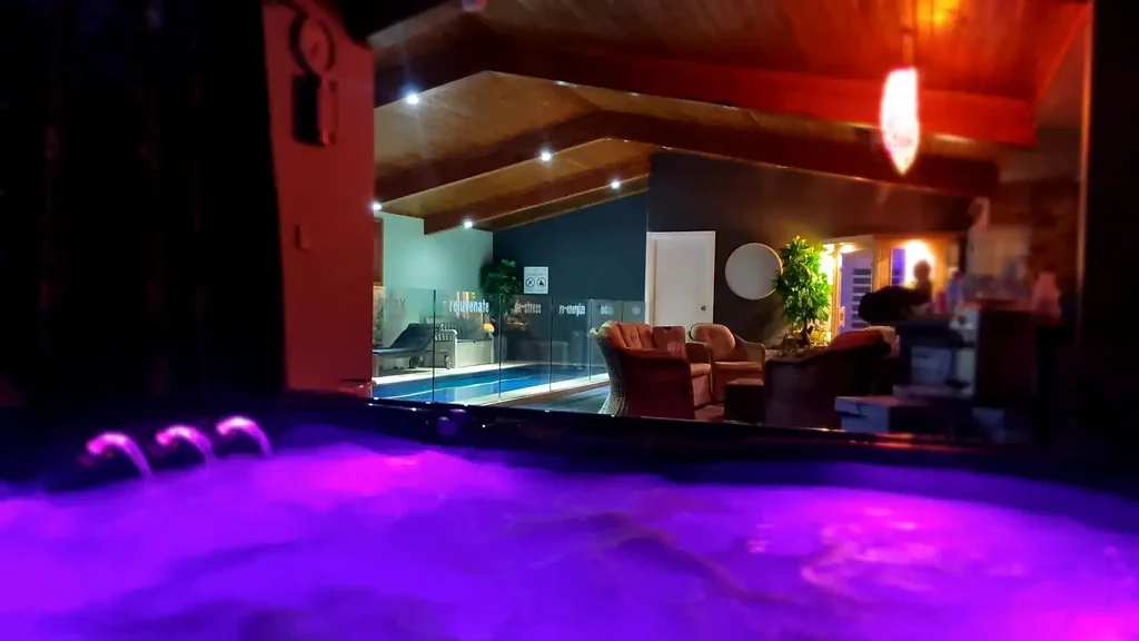 Hahndorf 9ਬੈੱਡਰੂਮ Five properties on one title! No strata, FREEHOLD