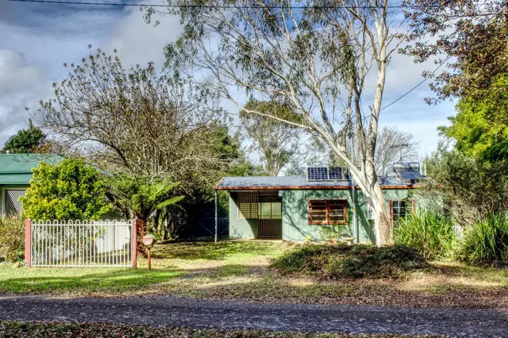 Dorrigo 1房  An Entry Level Opportunity in a Private Location Convenient to the Centre of Town