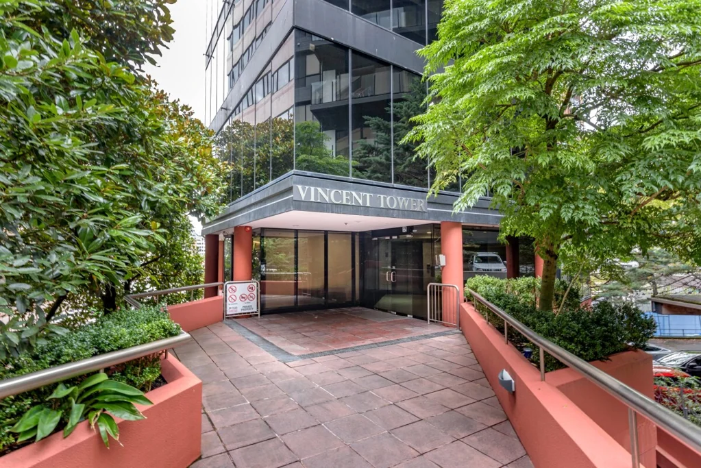 Auckland Central Penthouse office with carparks