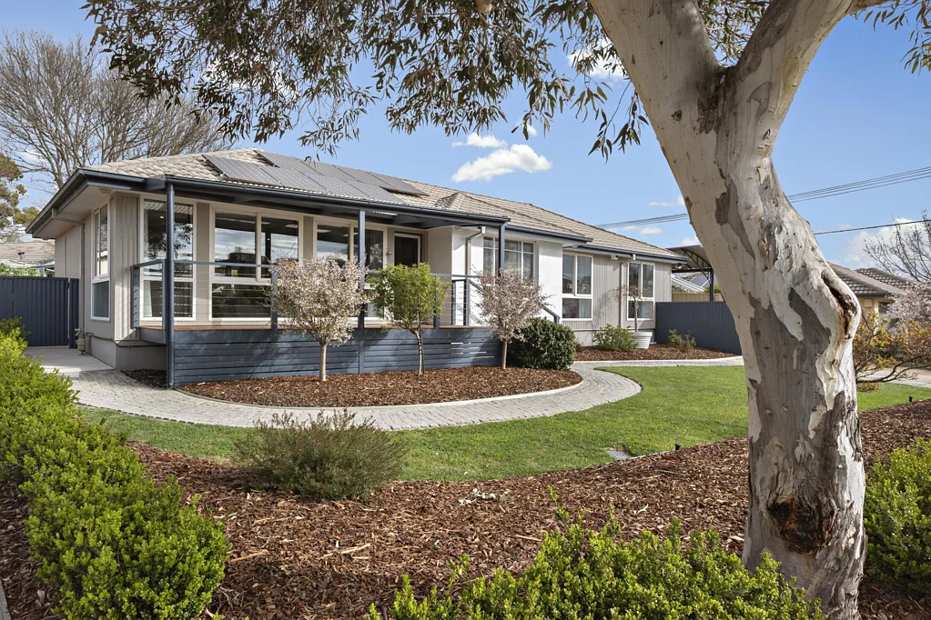 13 Maitland Street, Hackett, ACT 2602