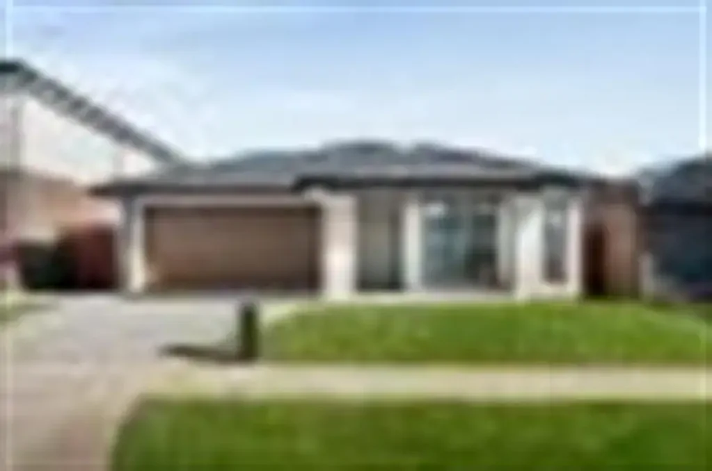 Clyde North 4ਬੈੱਡਰੂਮ Luxury Living in Clyde North - BRAND NEW!