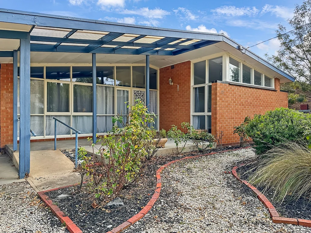 27 Broadway, Dunolly, VIC 3472