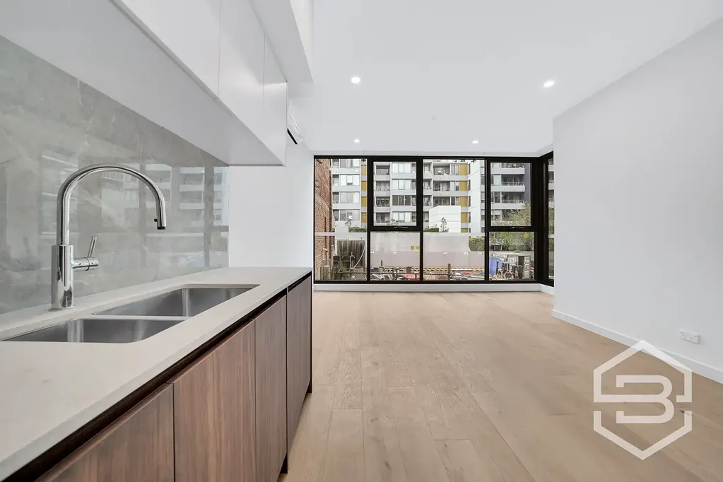 BOUTIQUE LIVING