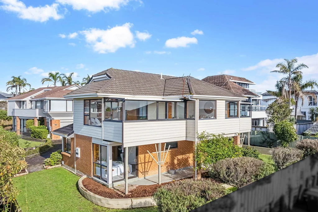 1/81 Oliver Road, Eastern Beach, Manukau City, Auckland