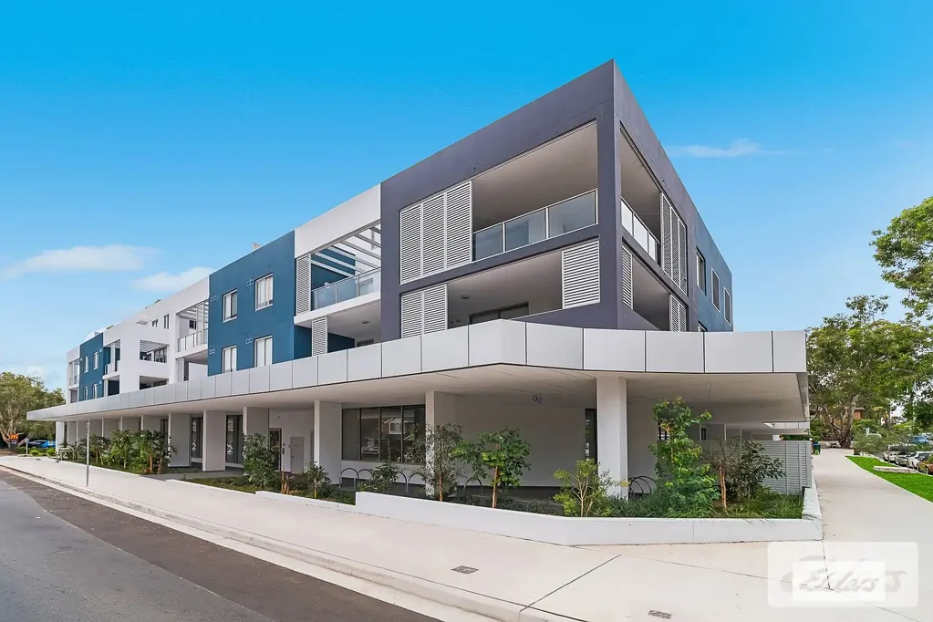 Merrylands West 3Moenga Exclusive lifestyle in this stunning entertainer