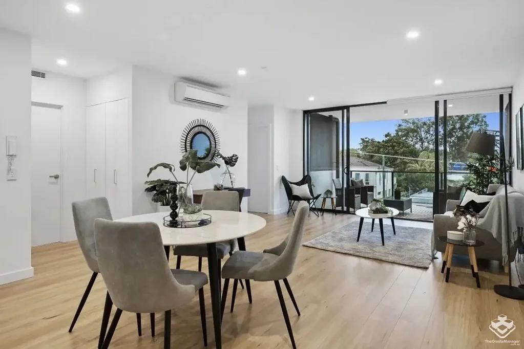 2 bedroom apartment