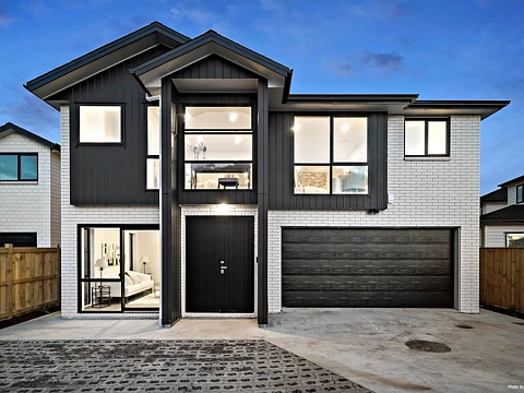 15 Downpatrick Drive, Flat Bush, Manukau City, Auckland