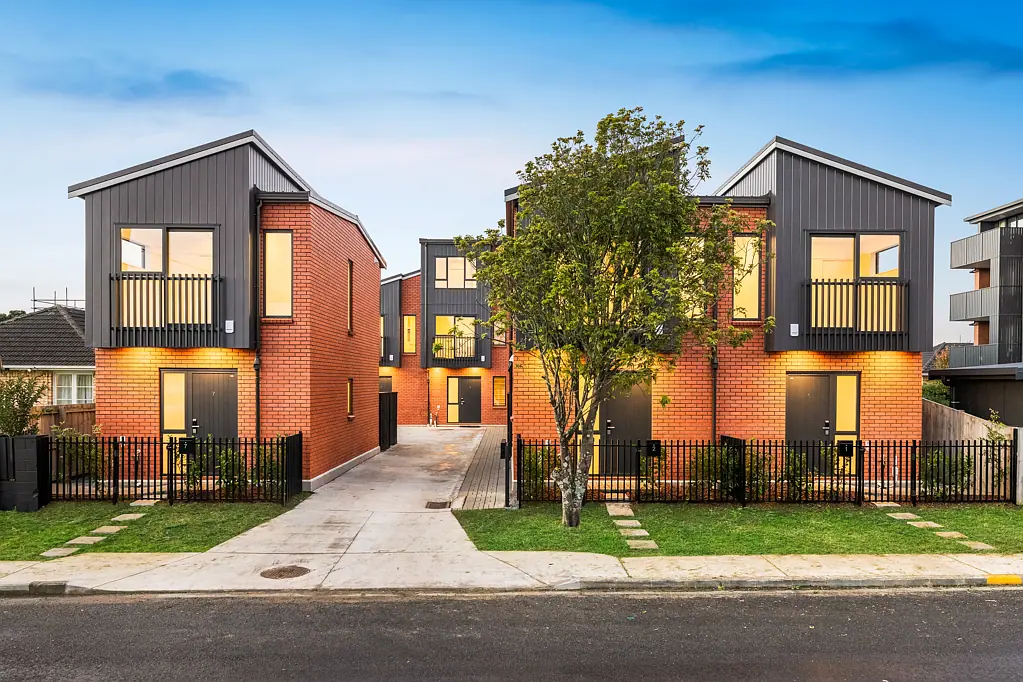 6/45 Smythe Road, Henderson, Waitakere City, Auckland