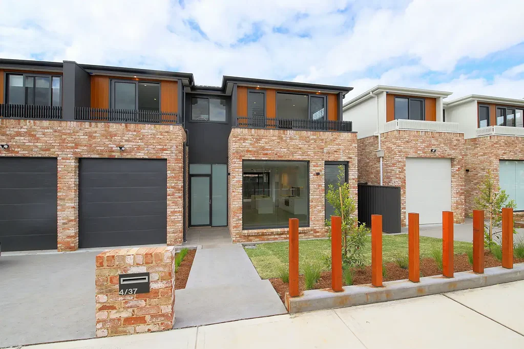 Modern 4 Bedroom Home