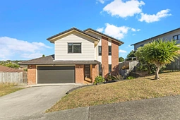 177 Keri Vista Rise, Papakura
