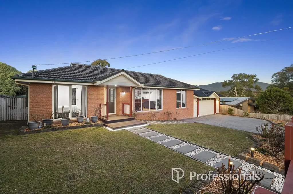 26 Alamein Avenue, Croydon, VIC 3136