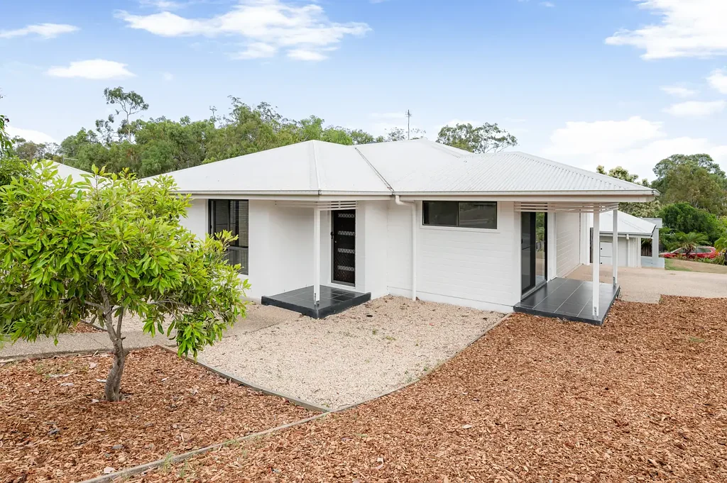 APPROVED APPLICATION:CHARMING MOVE-IN READY HOME IN CLINTON