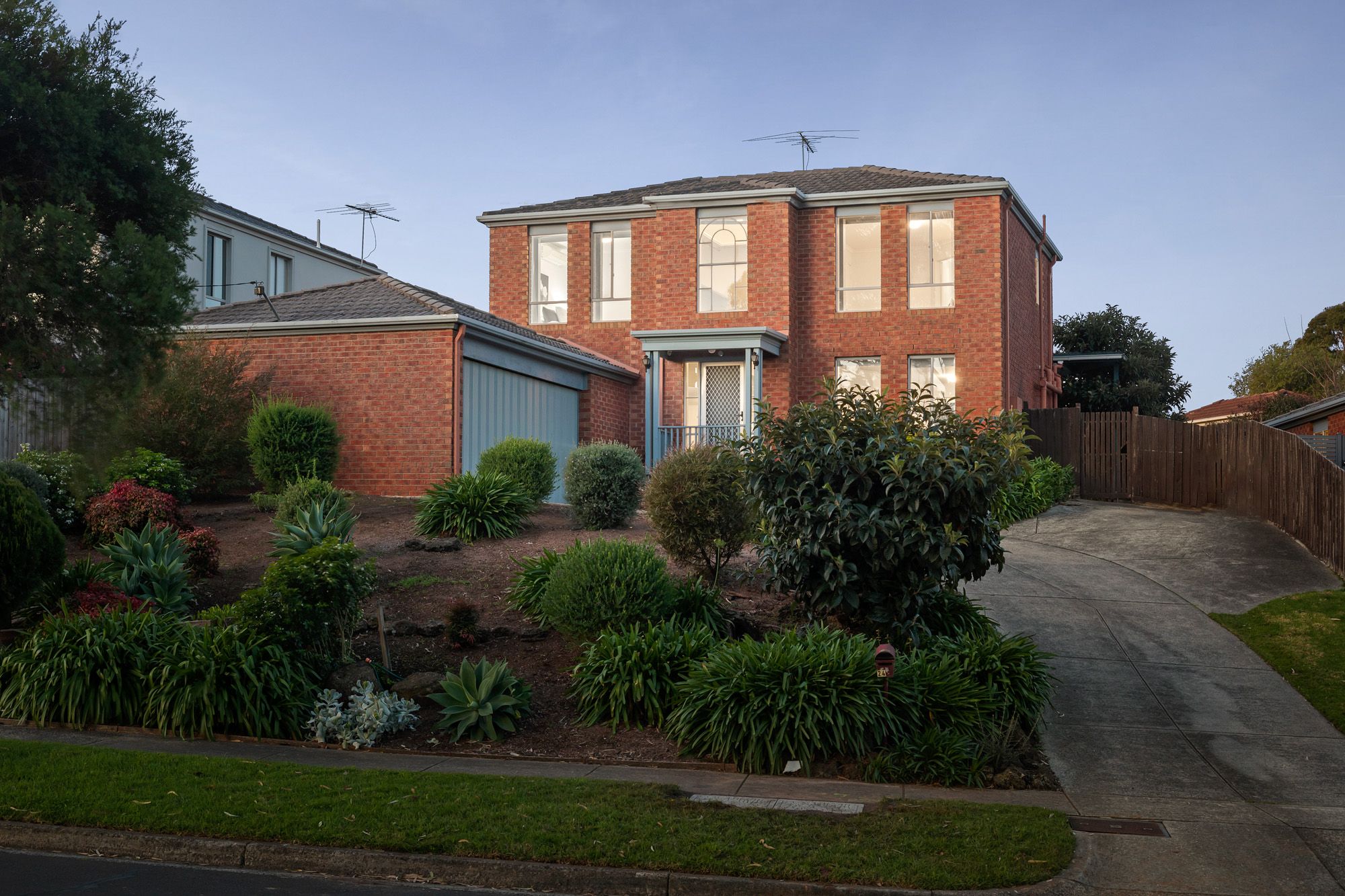 24 ELMWOOD CR, GLEN WAVERLEY VIC 3150, 0房, 0浴, House