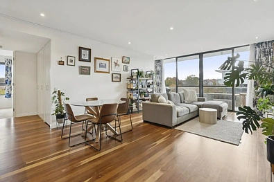 Kingston 2Zimmer Space, Views & Location - Owners Ready To Make Their Move!