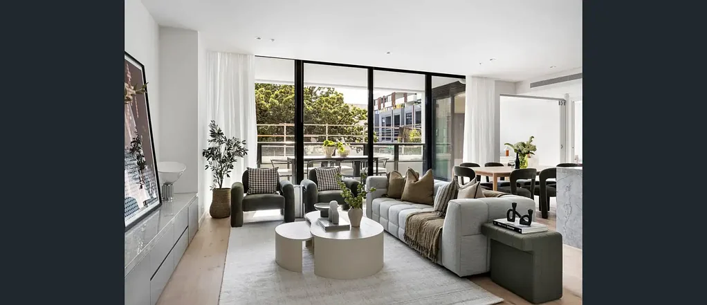 6 Apartments Available