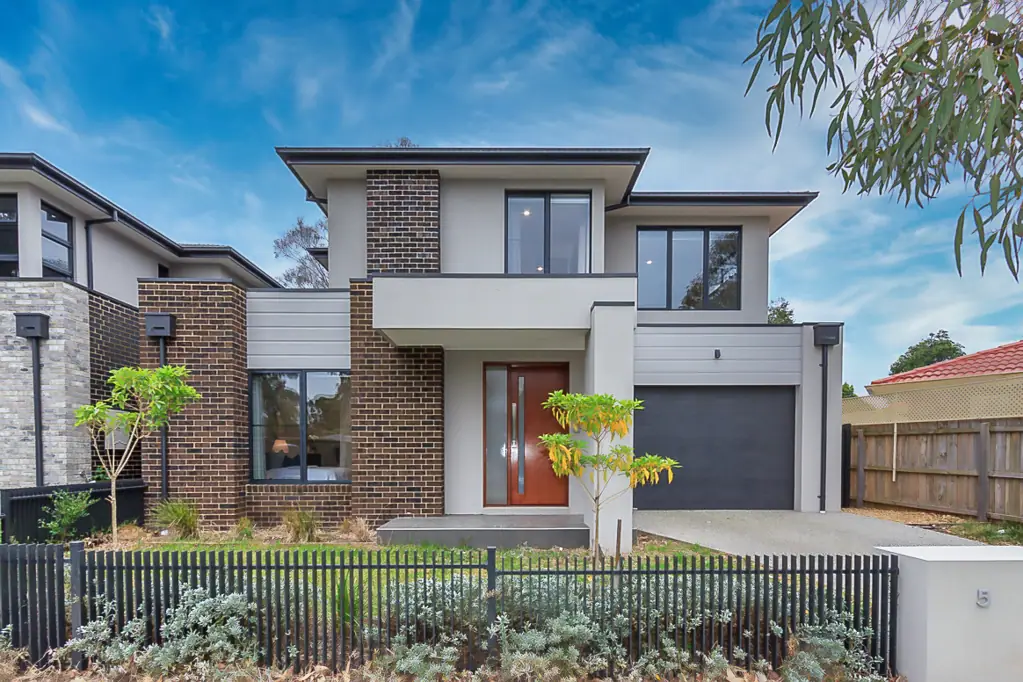 5 Legend Avenue, Glen Waverley, VIC 3150