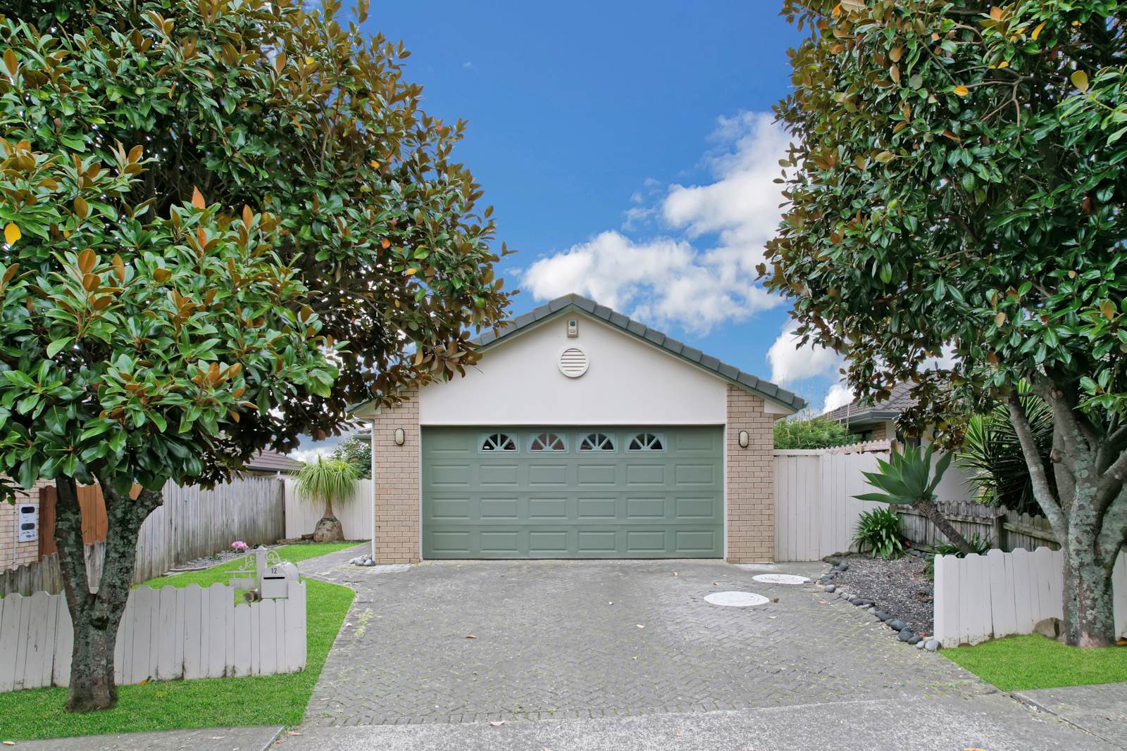 12 Broadhurst Road, Flat Bush, Auckland - Manukau, 3 phòng ngủ, 0 phòng tắm, House