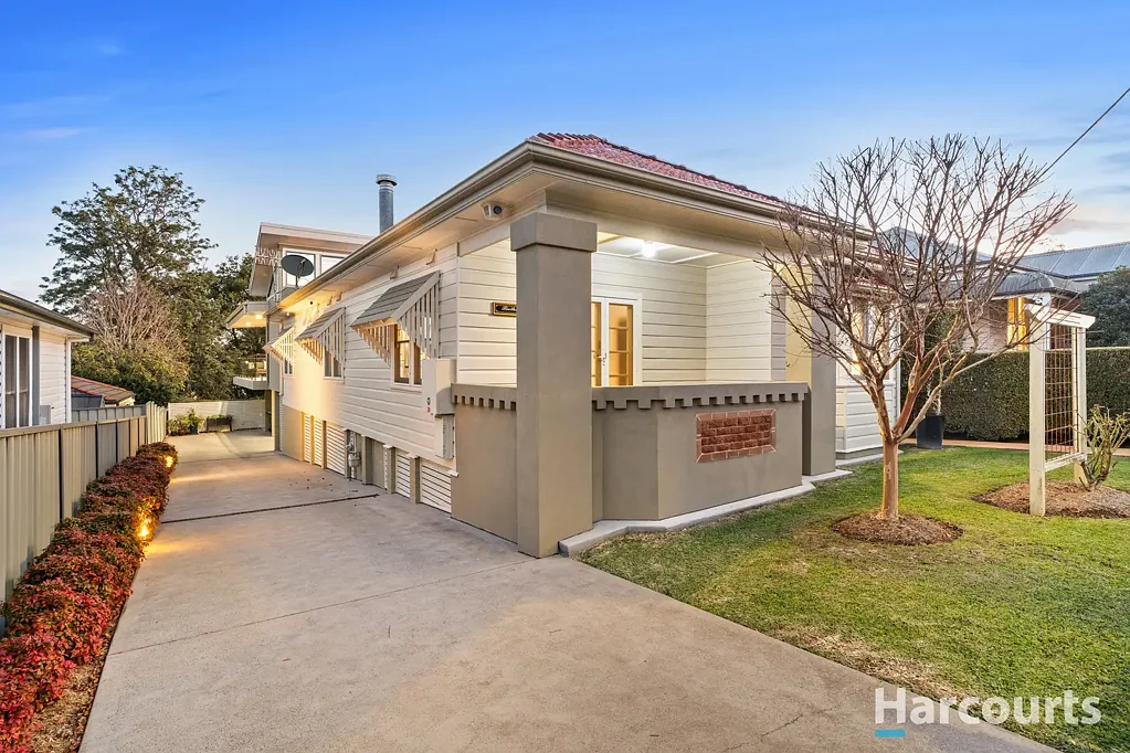 New Lambton 4 Slaapkamer A timeless façade becomes a modern family masterpiece