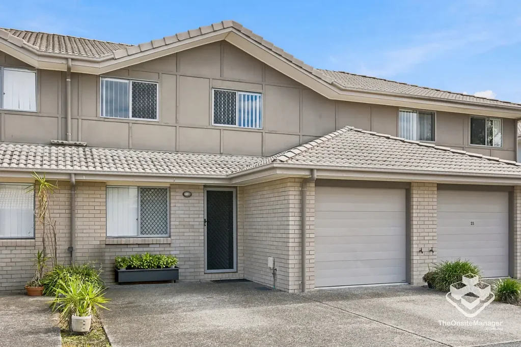 Bethania 3ห้องนอน Large Family-Sized Townhouse | Prime Convenience | Low Body Corporate fee