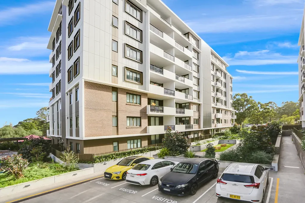 Modern Comfort in the Heart of St Marys