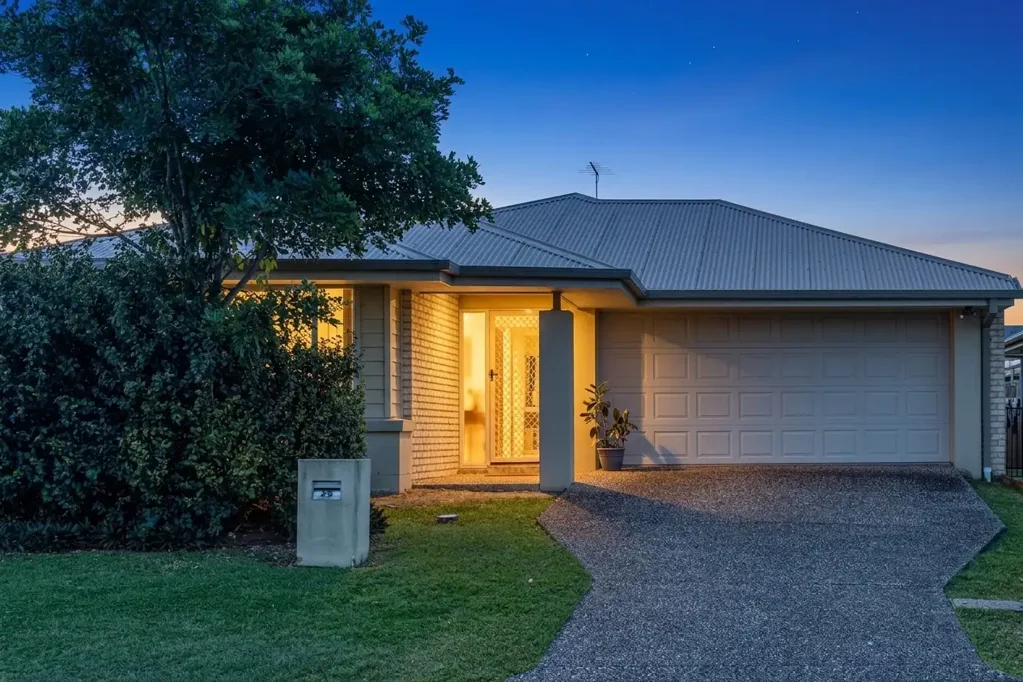 25 Bowerbird Crescent, Dakabin, QLD 4503, 4房, 2浴, House