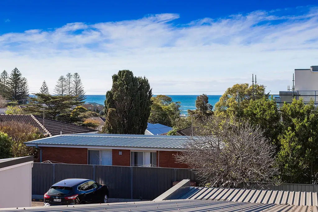 Stunning 4-Bedroom Duplex in Prime Kiama Location