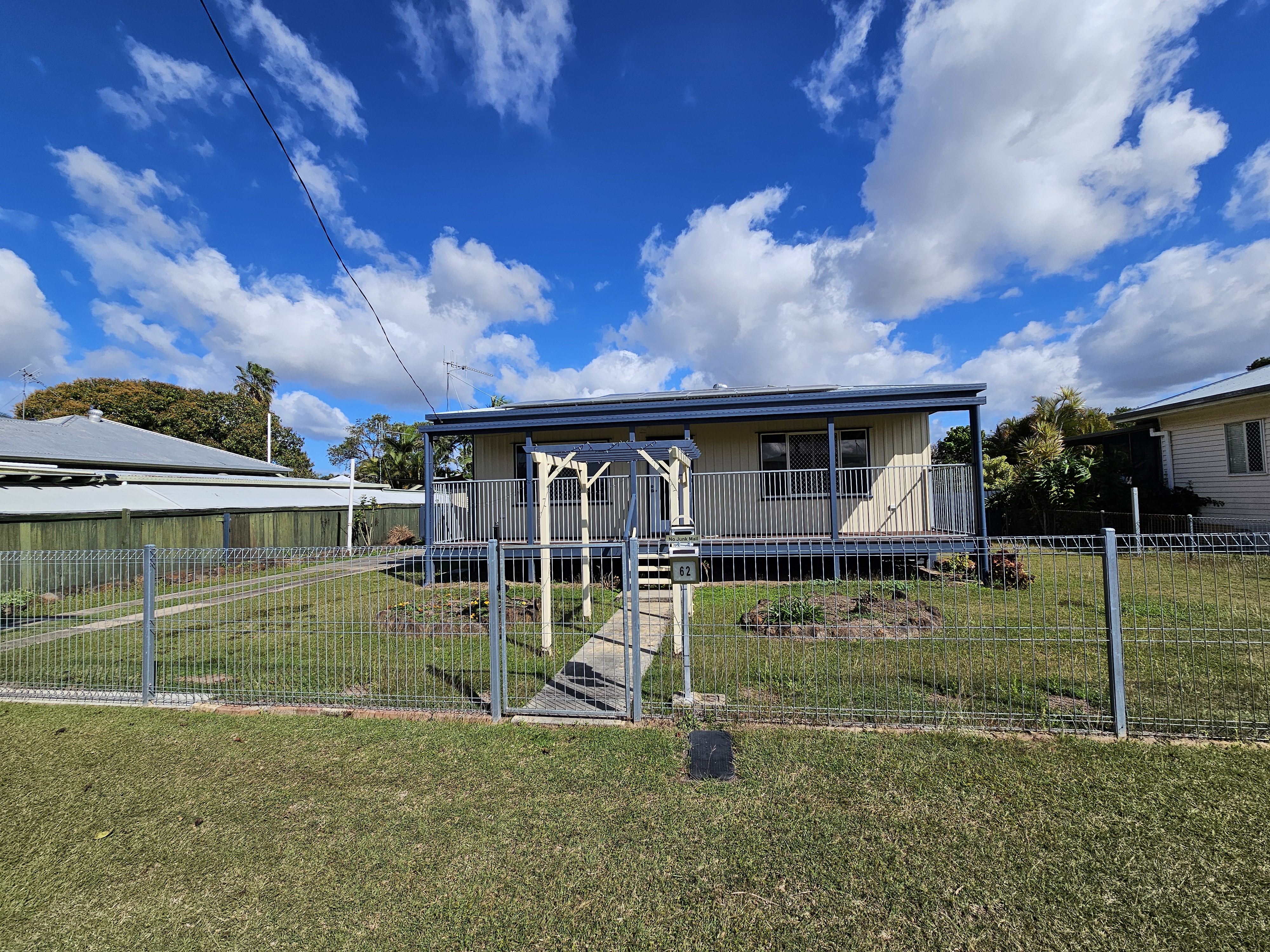 62 CHURCHILL ST, SVENSSON HEIGHTS QLD 4670, 0 habitaciones, 0 baños, House