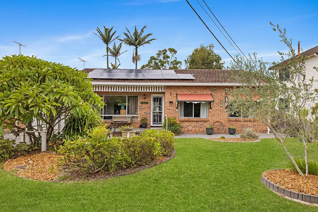 18 Warren Avenue, Grays Point, NSW 2232