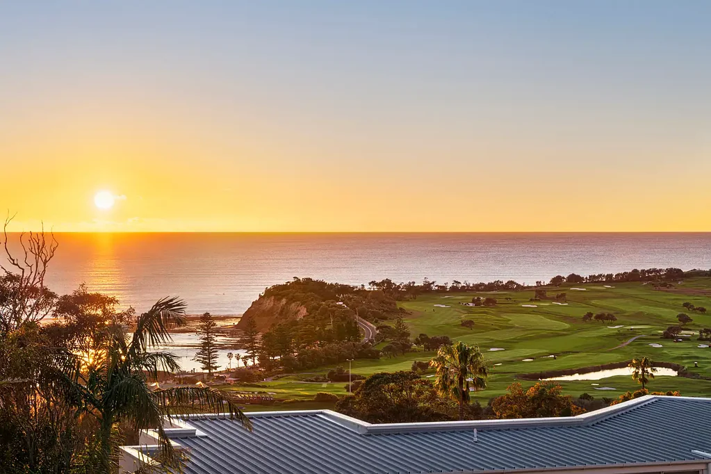 Collaroy 5 Bedroom A commanding coastal masterpiece with iconic ocean and city views