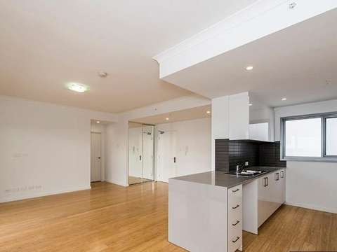 PERFECT TWO BEDROOM APARTMENT IN THE HEART OF PERTH