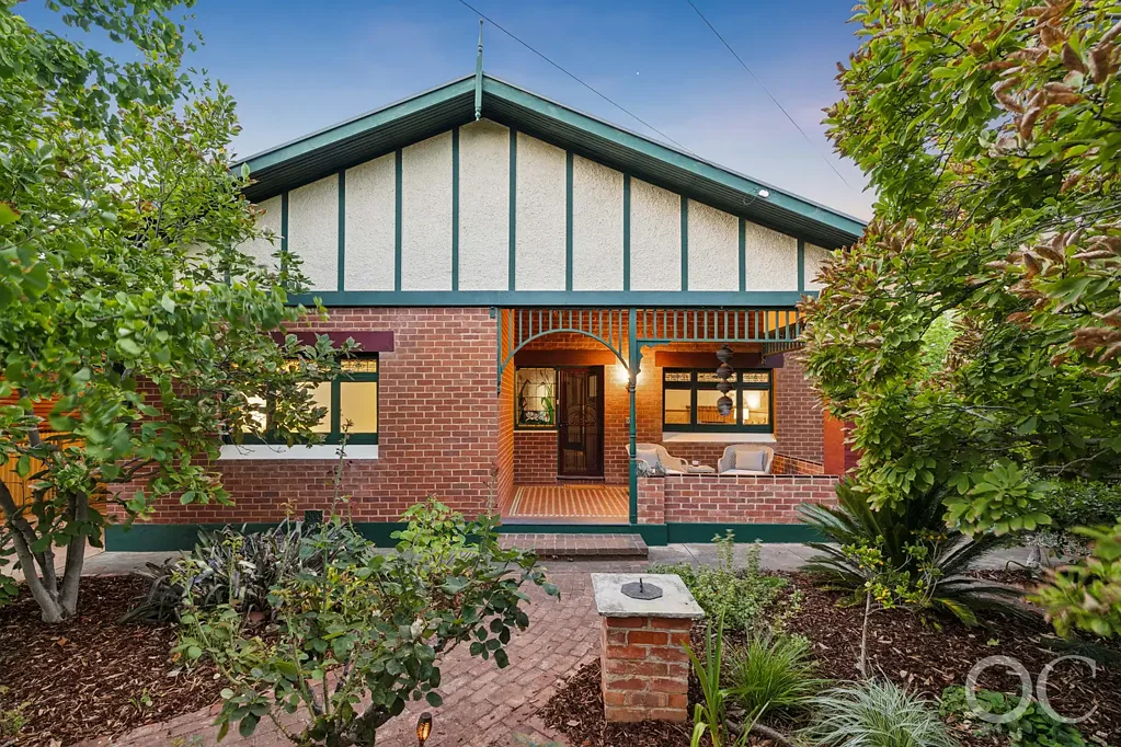 44 The Grove, Lower Mitcham, SA 5062