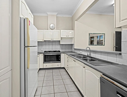 50 Whynot Street, West End, QLD 4101, 4 slaapkamers, 2 badkamers, House