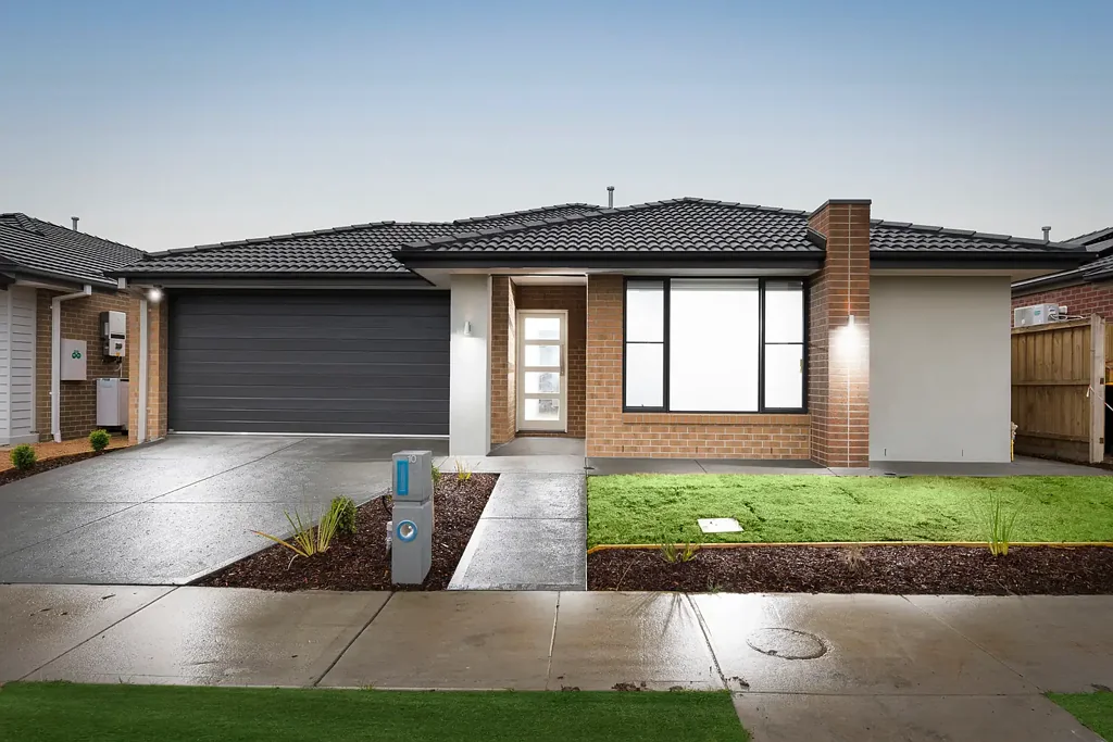 10 Dalgety Street, Mickleham, VIC 3064