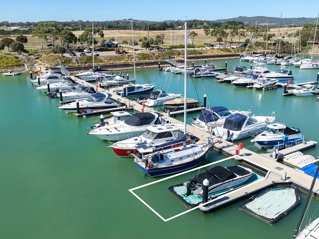 Safety Beach 13m Freehold marina berth in a ‘Rock Star’ location!