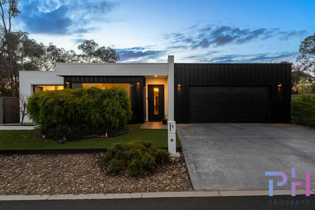 1 Hiley Place, Junortoun, VIC 3551