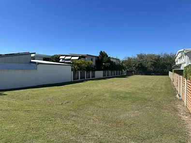 Mackay Harbour  Rare Absolute Beachfront Block – Ideal for Units or a Coastal Dream Home