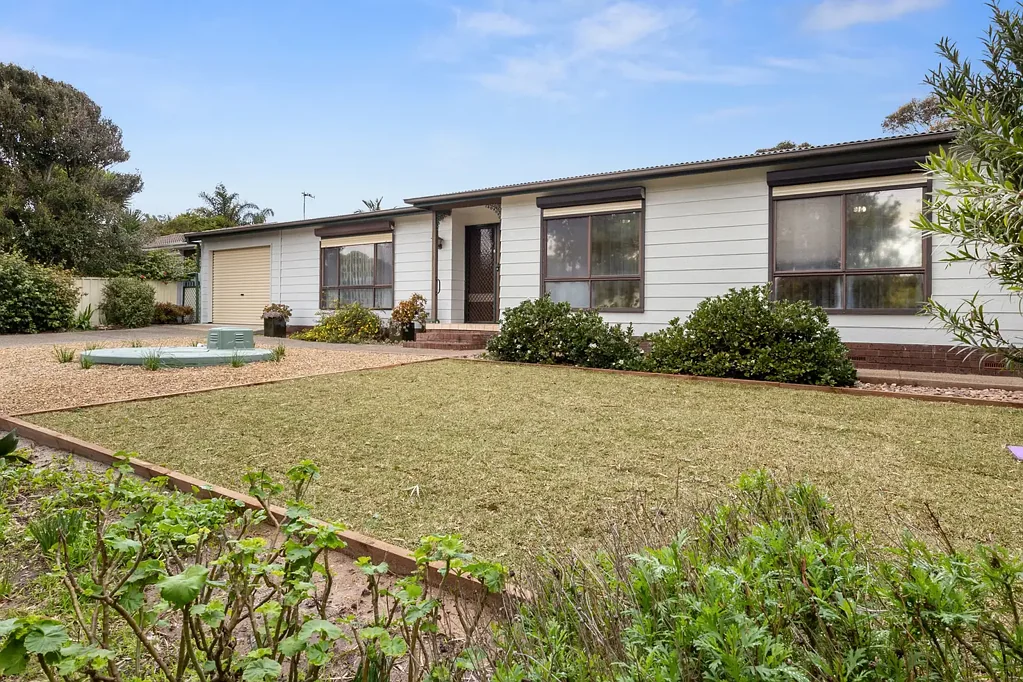 105 North Terrace, Port Elliot, SA 5212