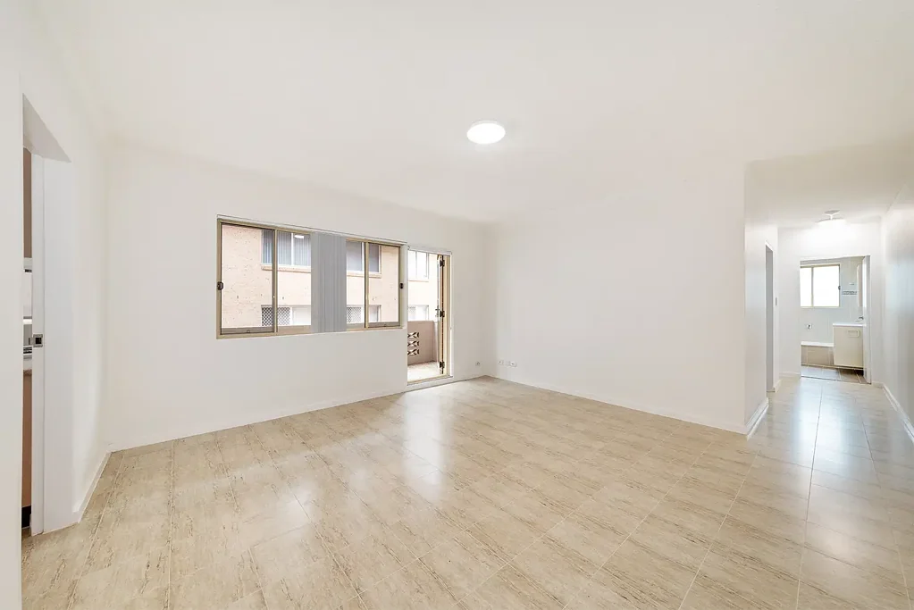 MODERN TWO BEDROOM APARTMENT