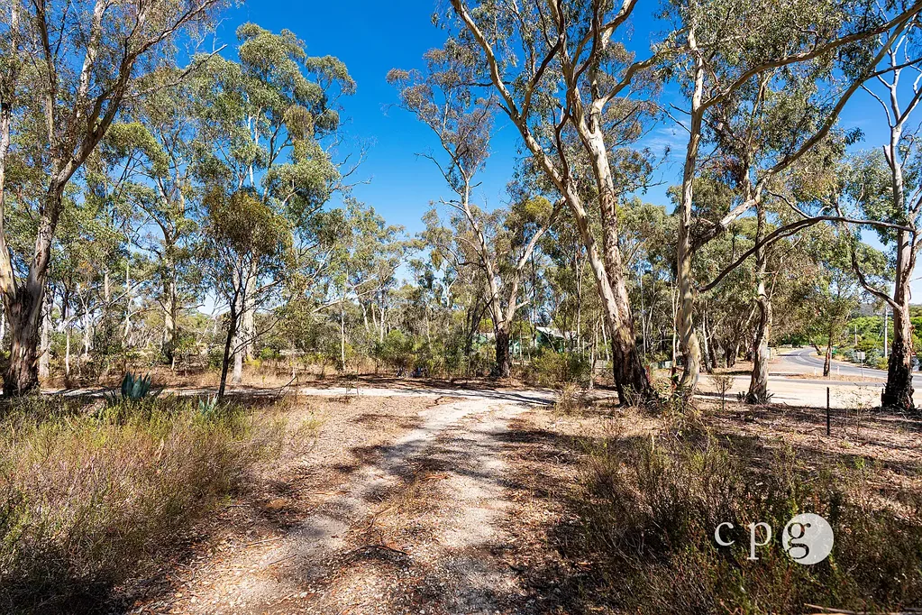 Maldon  Rare Opportunity – ½ Acre in Prime Location