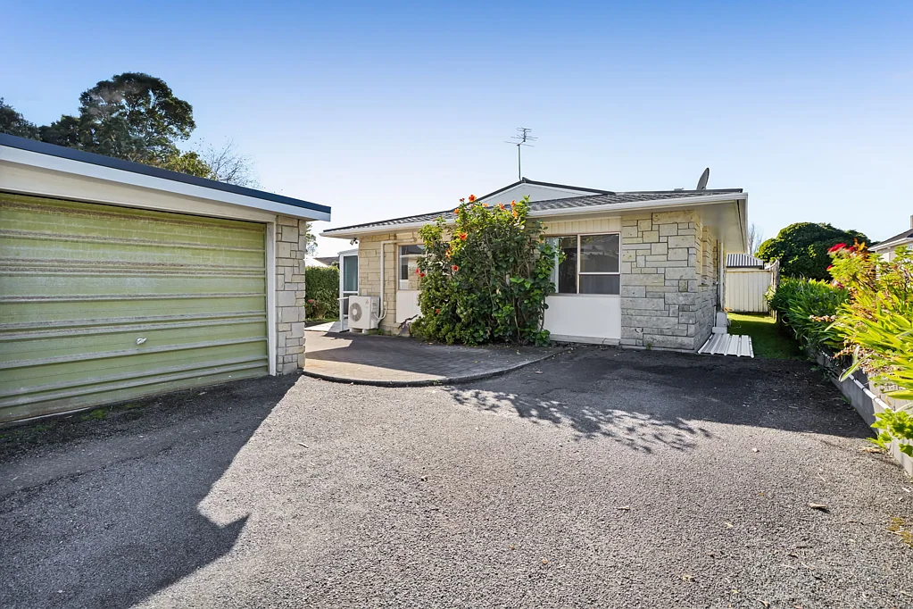 2/43 Mangorei Road, Strandon, New Plymouth, 2 Bedrooms, 1 Bathrooms, Townhouse